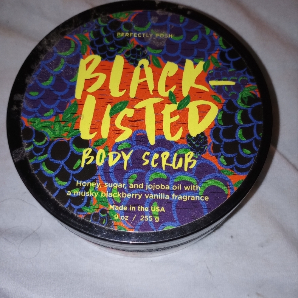 Perfectly Posh Black-Listed Body Scrub - Multicolor